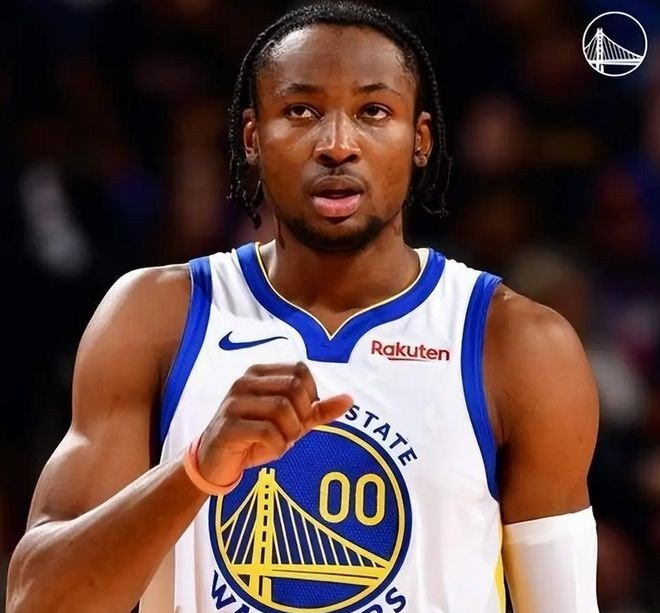 爱游戏APP关于西亚卡姆连续十五场比赛得分超过比赛规则变更，日本队不断突破！的信息