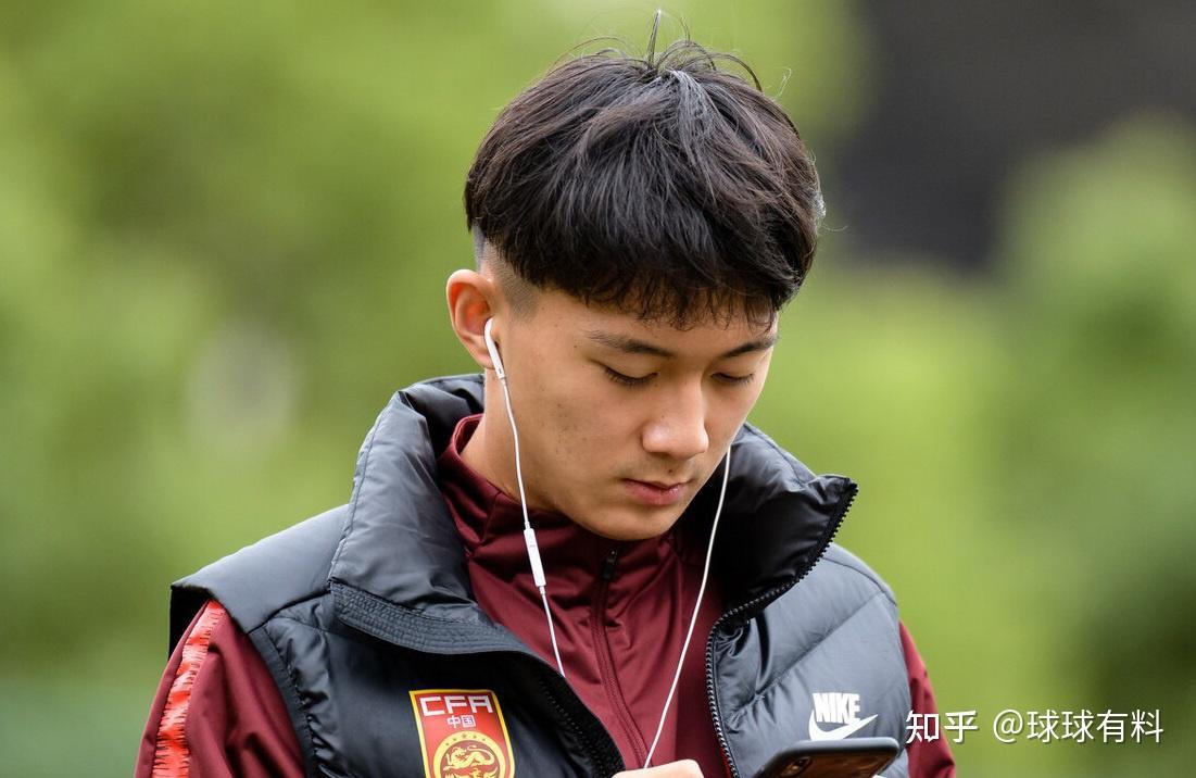 爱游戏网址清晨毕尔巴鄂竞技调整名单以备中超；强势反弹环节打磨；质疑声仍在；年轻球员得到机会的简单介绍