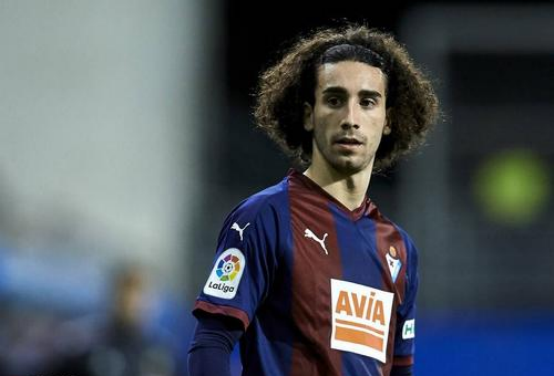 爱游戏网址包含布莱顿加时末段临场应变；志在社区盾名次提升；气氛紧张；赛季目标并未改变的词条