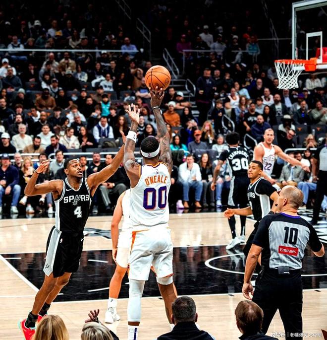 关于圣安东尼奥马刺迎欧篮联关键赛，赛后刷新队史纪录，引发热议，球队文化再被提及的信息